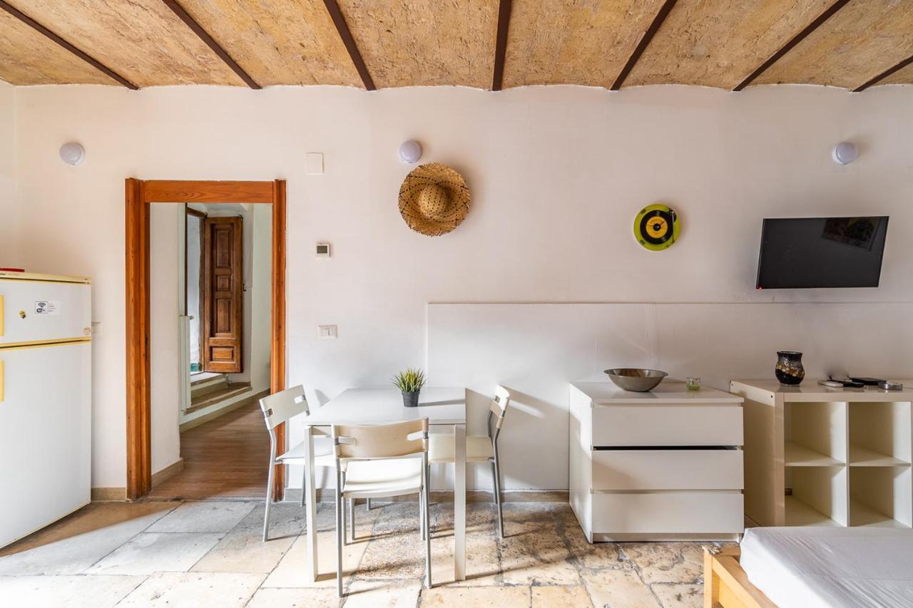 Quintino Apartment Bari Exterior photo
