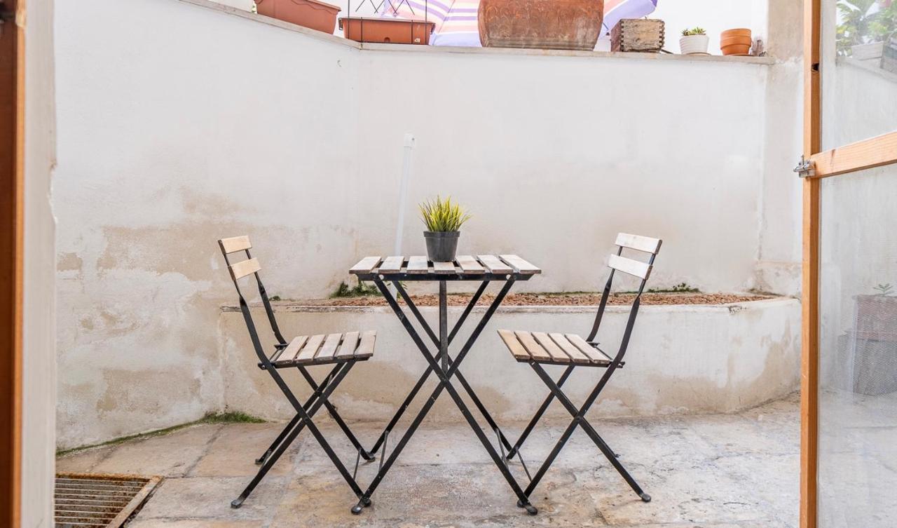 Quintino Apartment Bari Exterior photo